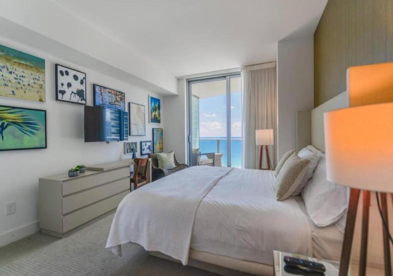 Beachfront Condo With Mesmerizing Views 할리우드 외부 사진