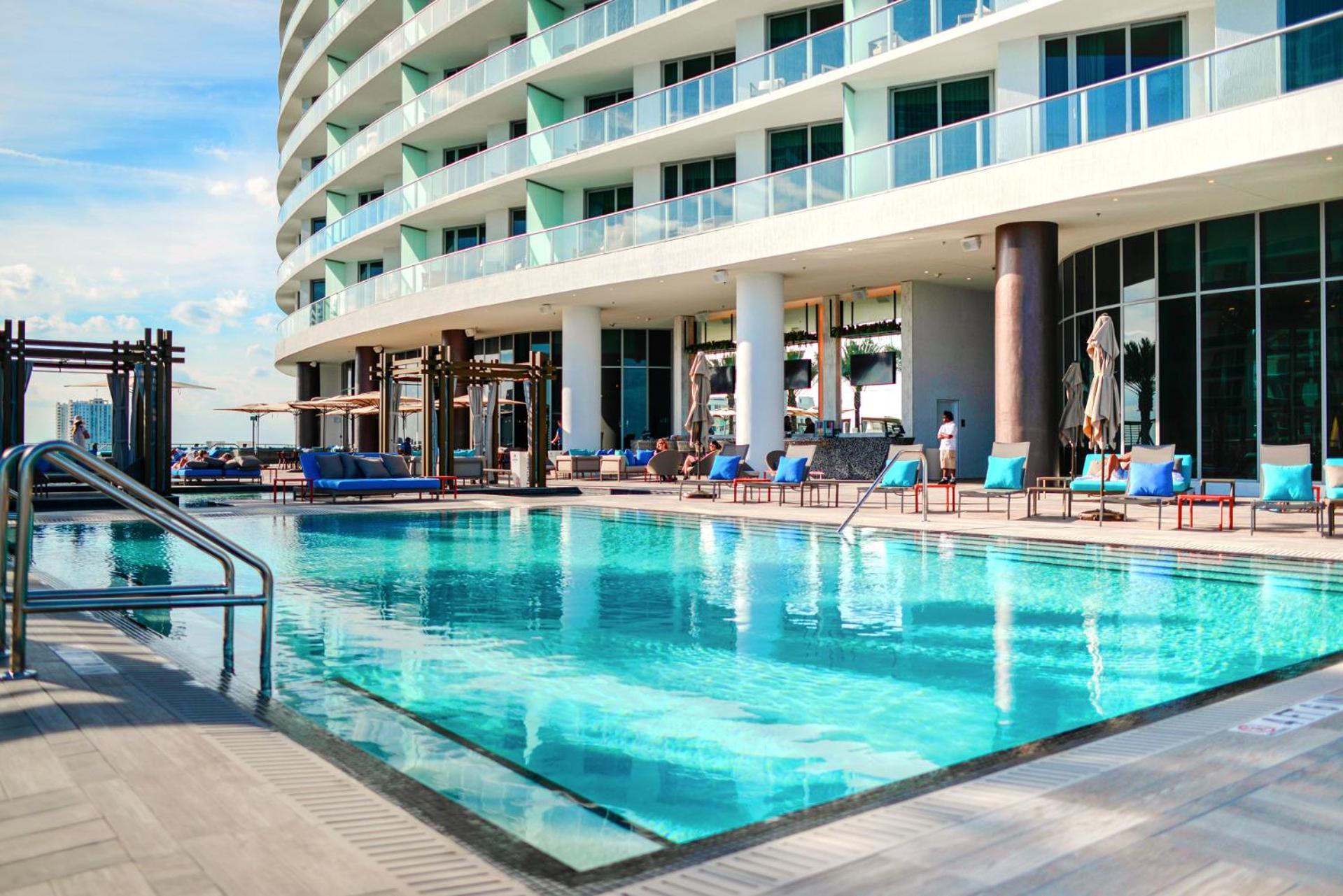 Beachfront Condo With Mesmerizing Views 할리우드 외부 사진