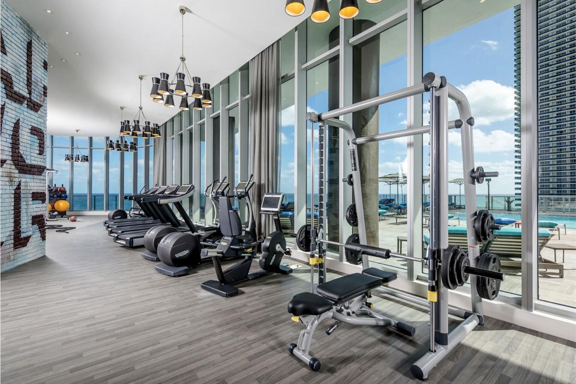 Beachfront Condo With Mesmerizing Views 할리우드 외부 사진